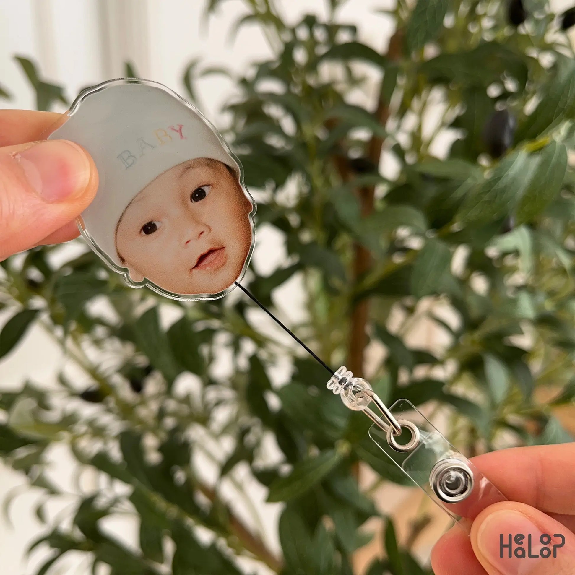 Retractable baby photo badge reel personalized from customer photo