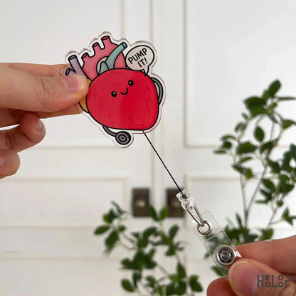 Retractable anatomical heart badge reel by Healoop – perfect gift for nurses and cardiology students