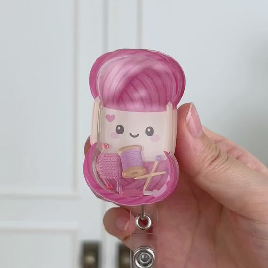 Knitting shaker badge reel video
